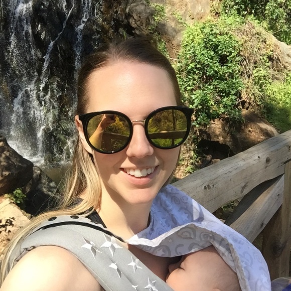 Meet your Posher, Becky - Picture 5 of 8